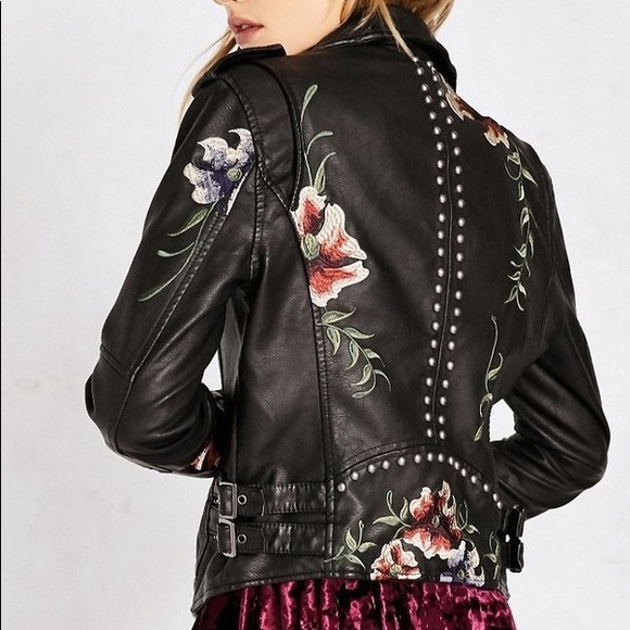 Urban Outfitters Jackets & Blazers - NWOT BLANKNYC Floral Embroidered Moto Jacket Sz S